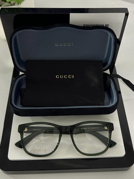 GUCCI GG0004ON